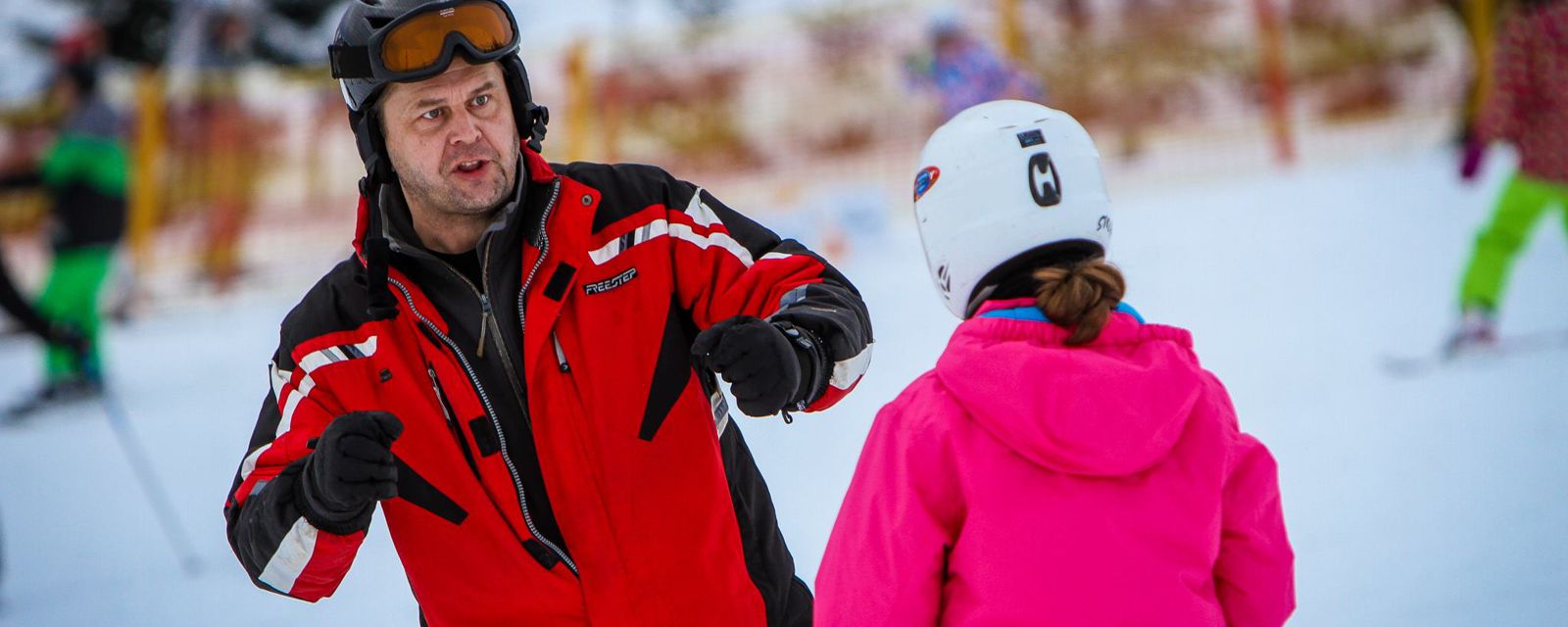 Pan Witek nauczy jeździć na nartach nawet snowboardzistę :)